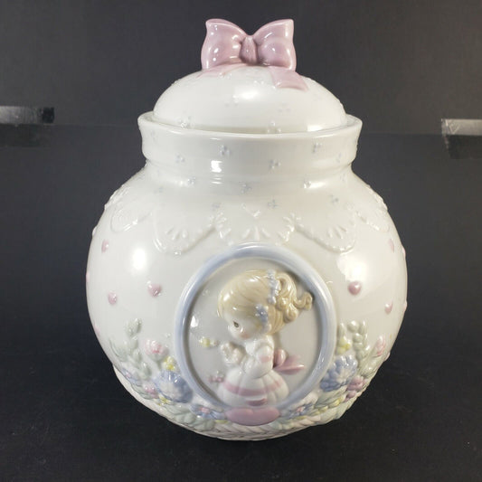 Precious Moments Ceramic Cookie Jar 1995 Enesco Kitchen is the Heart of the Home