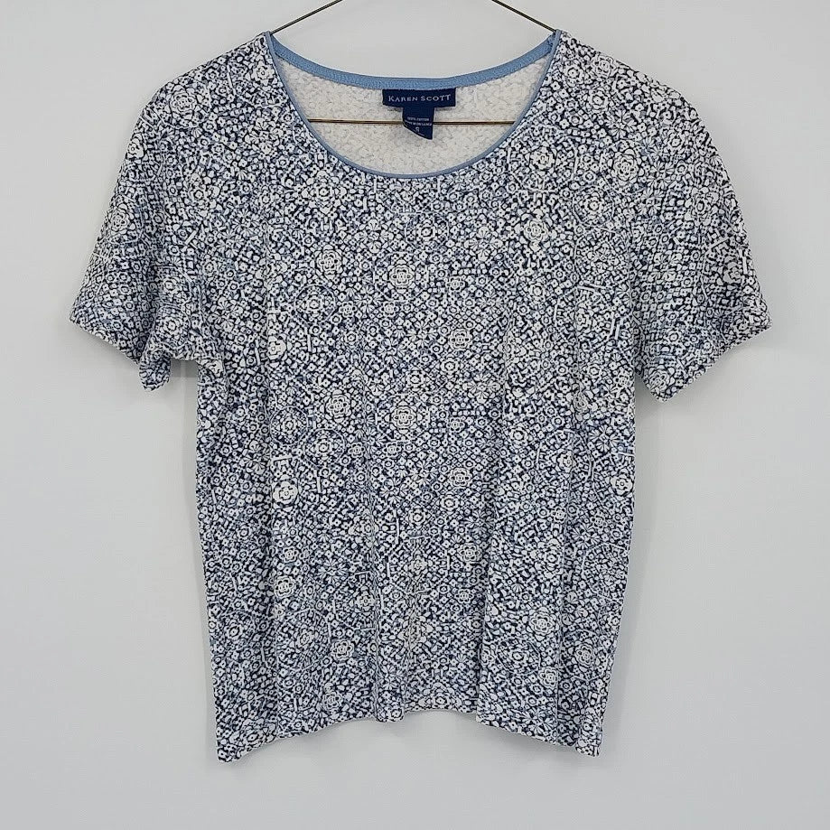 Karen Scott Blue White Geometric Print T-Shirt Top Women's Small 100% Cotton