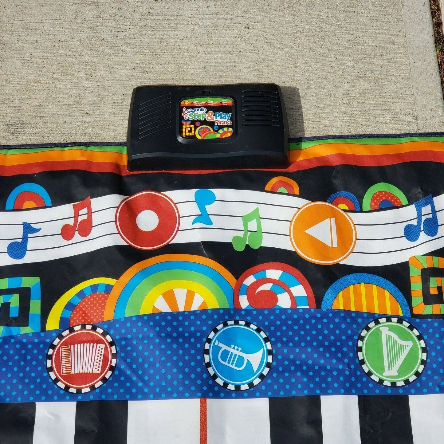 Alex Gigantic Step & Play Piano Keyboard Playmat 8 Instrument Sound 72"x30" Used