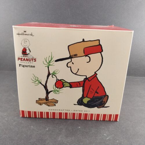 Hallmark Peanuts Gallery Figure LOVE MAKES ALL THE DIFFERENCE Charlie Brown 2011