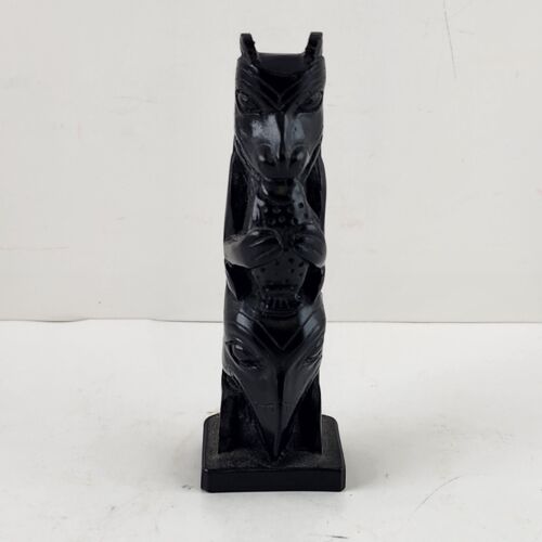 Tahnoo Pole Totem Animal Sculpture Black Onyx Made in Canada Label 3.75"