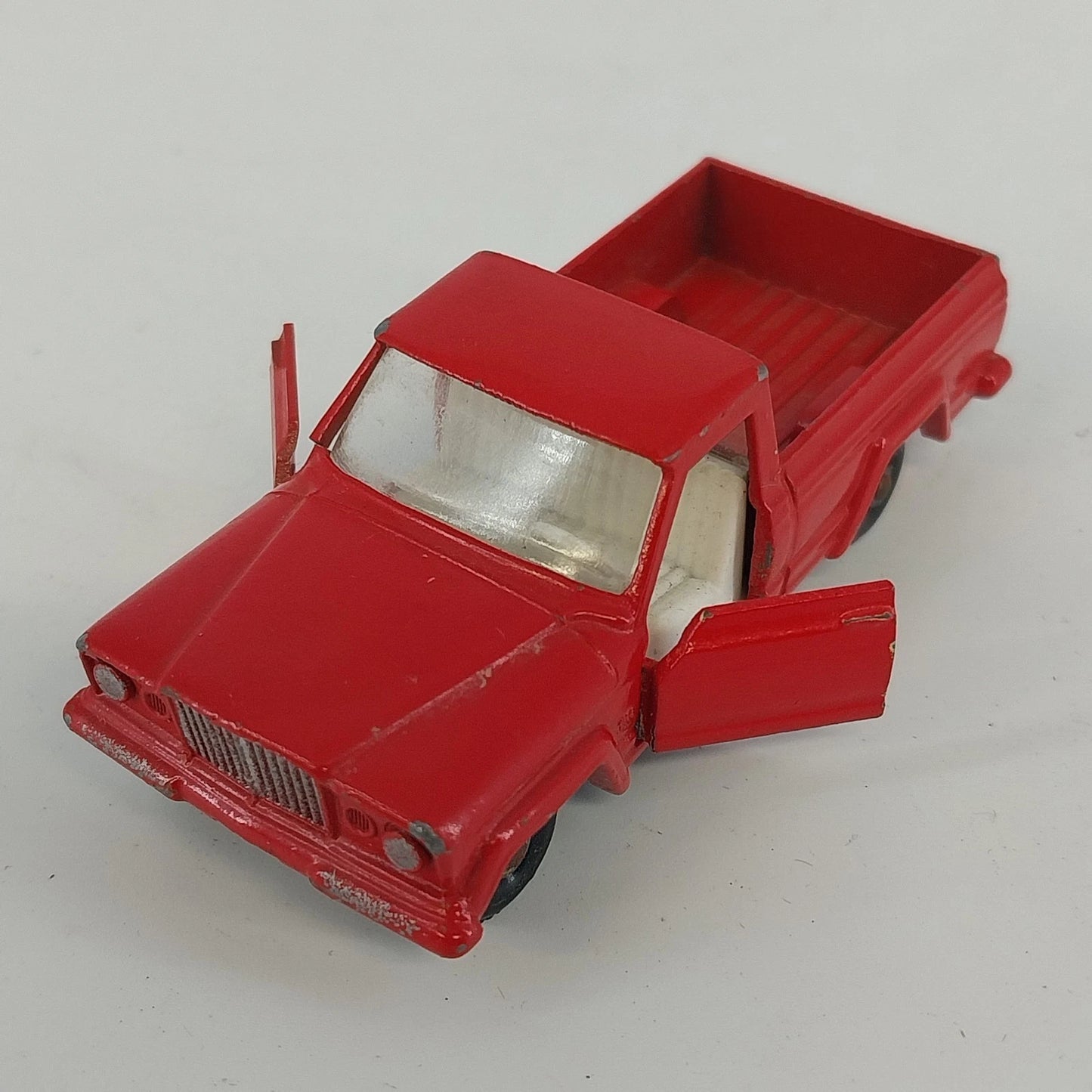 Lesney Matchbox No. 71 Jeep Gladiator Pickup Red Diecast Truck England Vtg 1964
