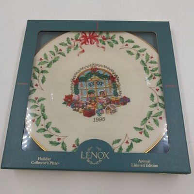 Lenox Annual Holiday Collector Christmas Plate 5th Series 1995 Toy Shop Window
