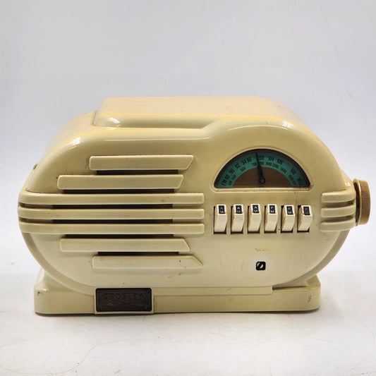 Crosley CR-3 Collector's Retro Edition AM/FM Radio Cassette Player Needs Work