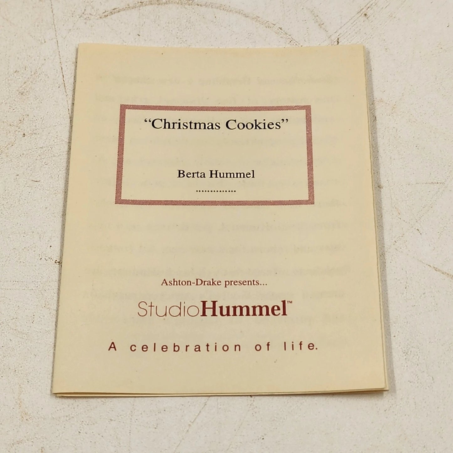 Berta Hummel CHRISTMAS COOKIES Ornament Goebel BH-46 Porcelain Boy 1997