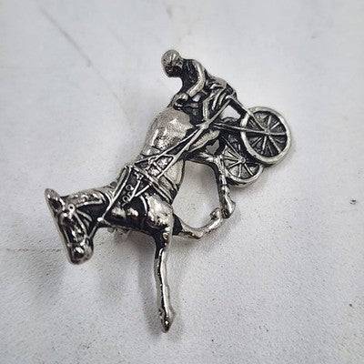 Silver Tone Harness Racing Sulky Jockey Brooch Pin Equestrian Vintage