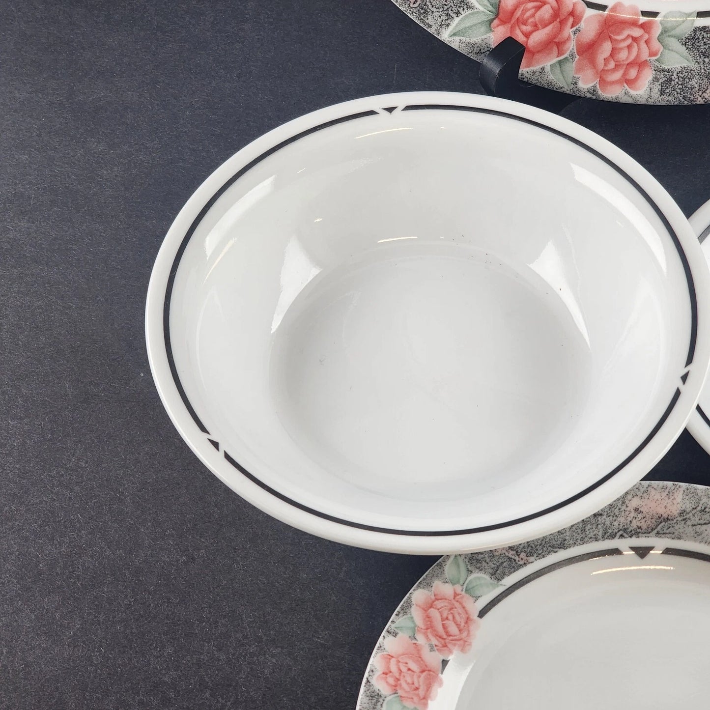 Corelle Occasions Silk and Roses 4pc Place Setting Corning USA Microwavable 1991