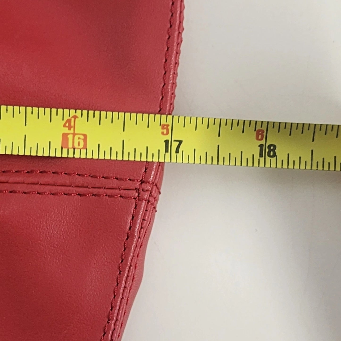 Bijoux Terner Women's Red Tote Bag PVC Shoulder Purse Large Zipper Pocket Vtg