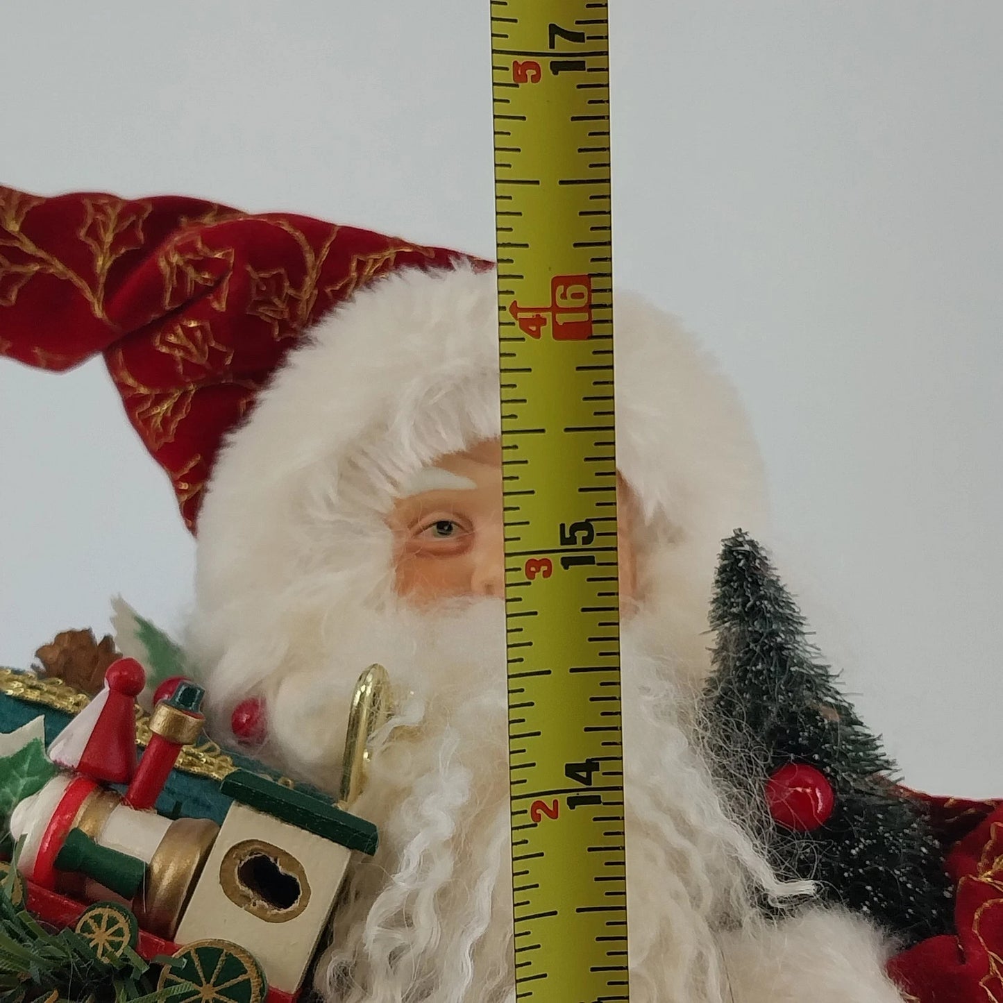 Grandeur Noel Santa Claus Figurine 16" #4132 Collector's Edition 1999 w/ Box