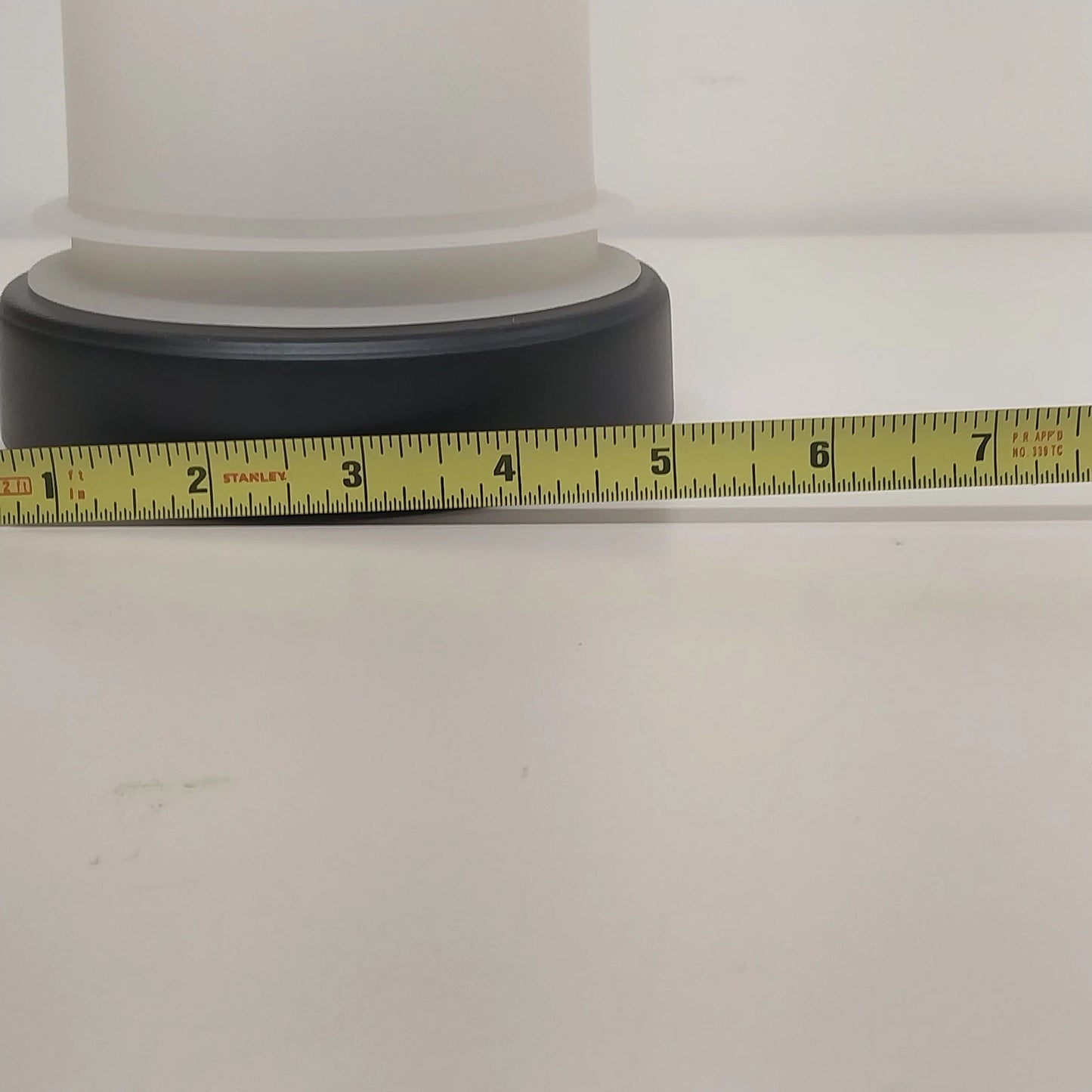 Scentsy Teardrop Pedestal Essential Oil Diffuser White Black Base Box China 2015