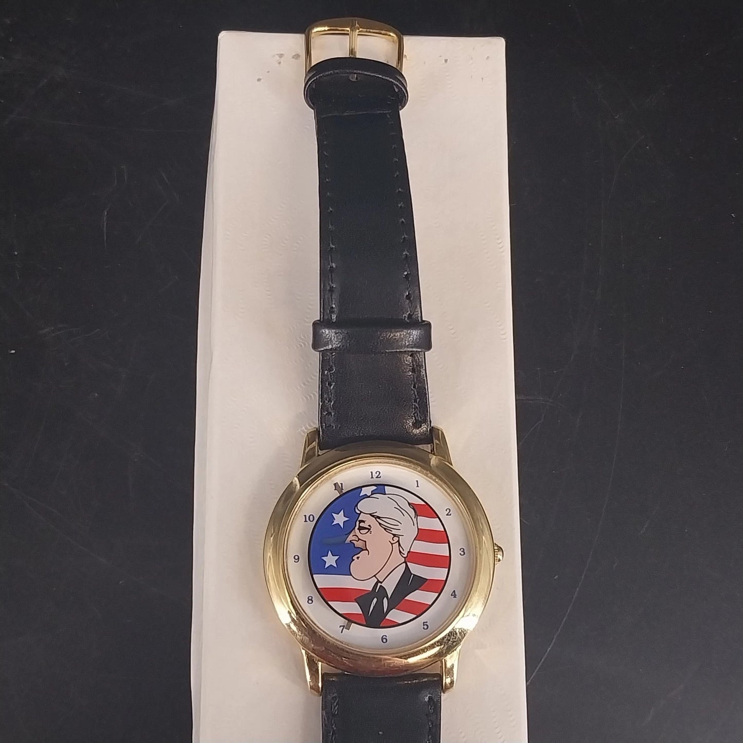 Bill Clinton Growing Nose Mystery Dial Watch Political Parody