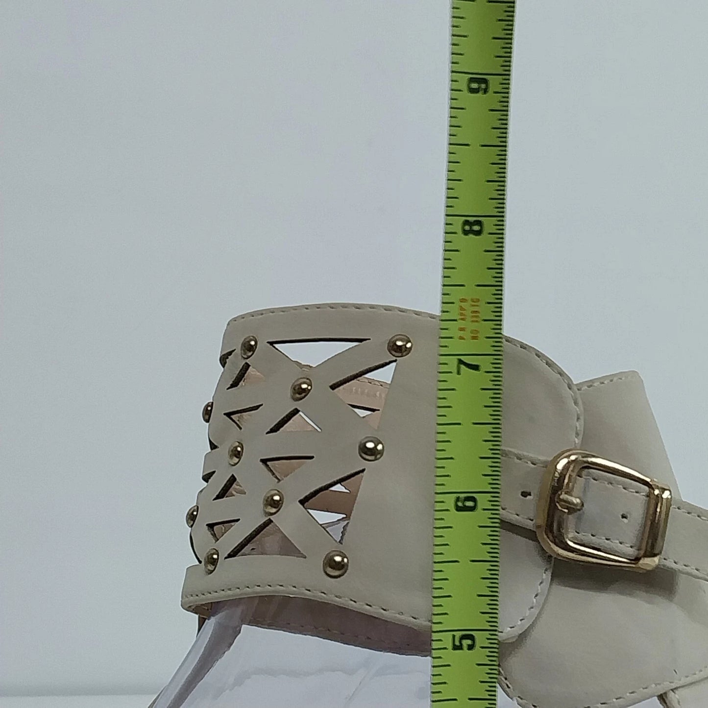 Forever Link Jill 11 Beige Wedge Sandals Womens Size 8