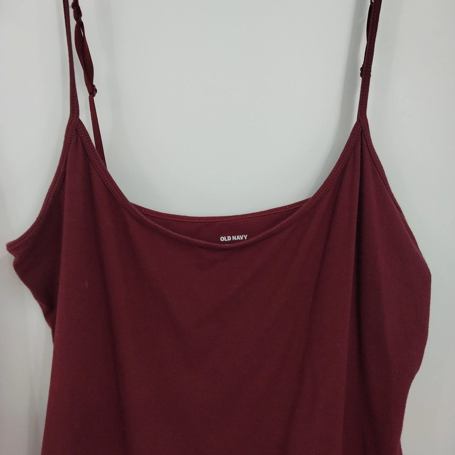 Old Navy Lace Trim Camisole Tank Top Lot 2 Women's Large Burgundy Pink Fitted