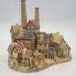 David Winter The Old Distillery Scottish Collection Cottage 10" England 1982