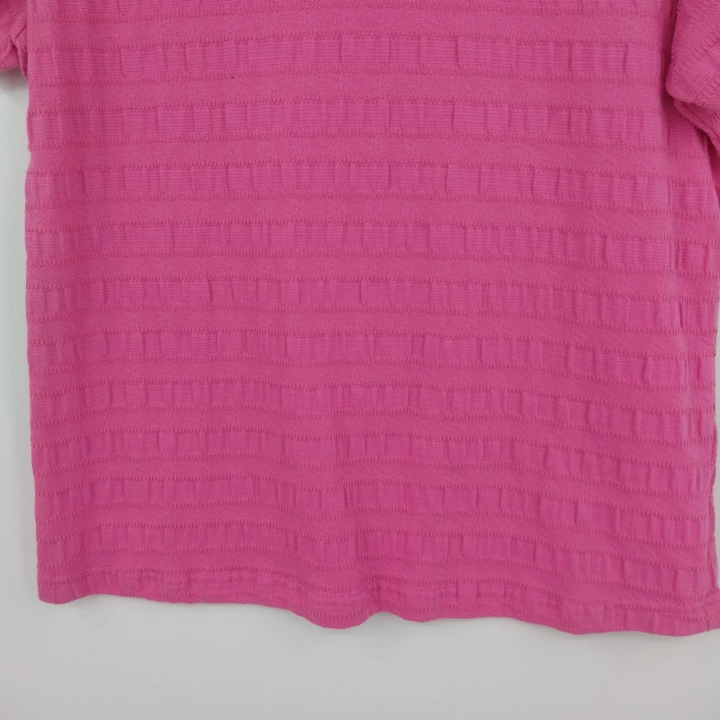 Basic Editions Women's Textured Knit V-Neck Top Pink Short Sleeve Size M