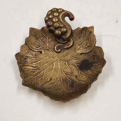 Brass Leaf Tray Trinket Dish The Vine 380 Colonial Virginia Hampton VA Korea
