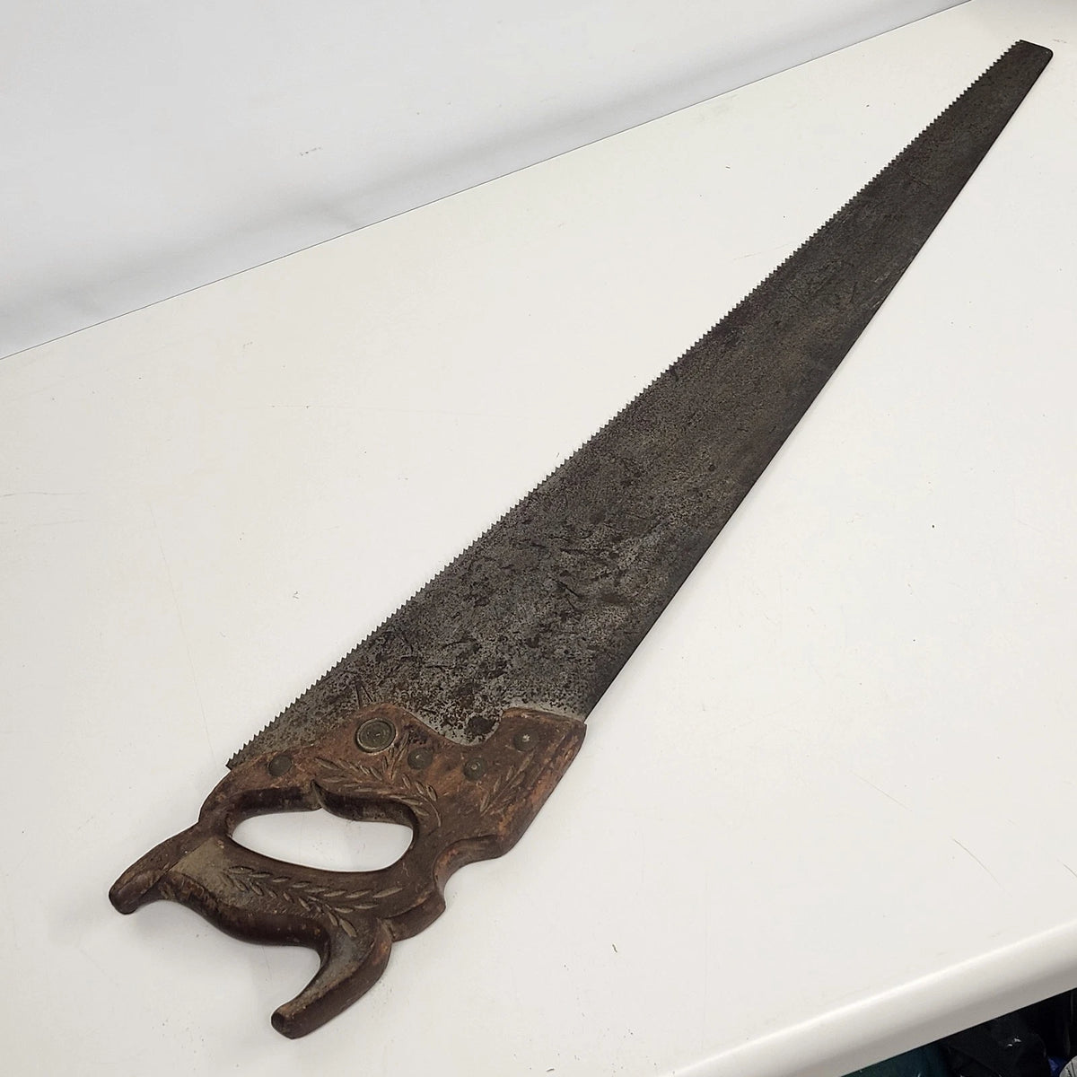 Disston 26" Crosscut Hand Saw Carved Wood Handle Carpenter Tool Vintage USA