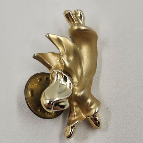 Gigio Giusti Flying Guardian Angel Lapel Pin Satin & Shiny Gold Tone Religious