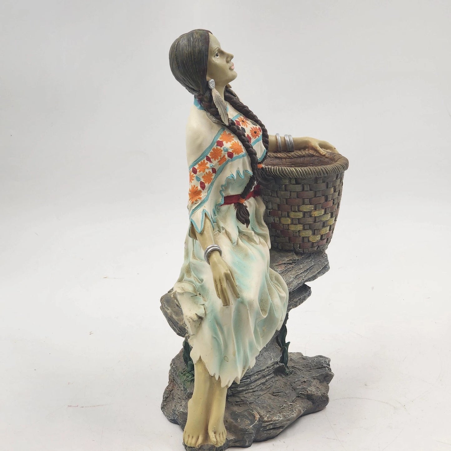 Universal Statuary Native American Indian Maiden Figurine Basket Resin 13" Vtg