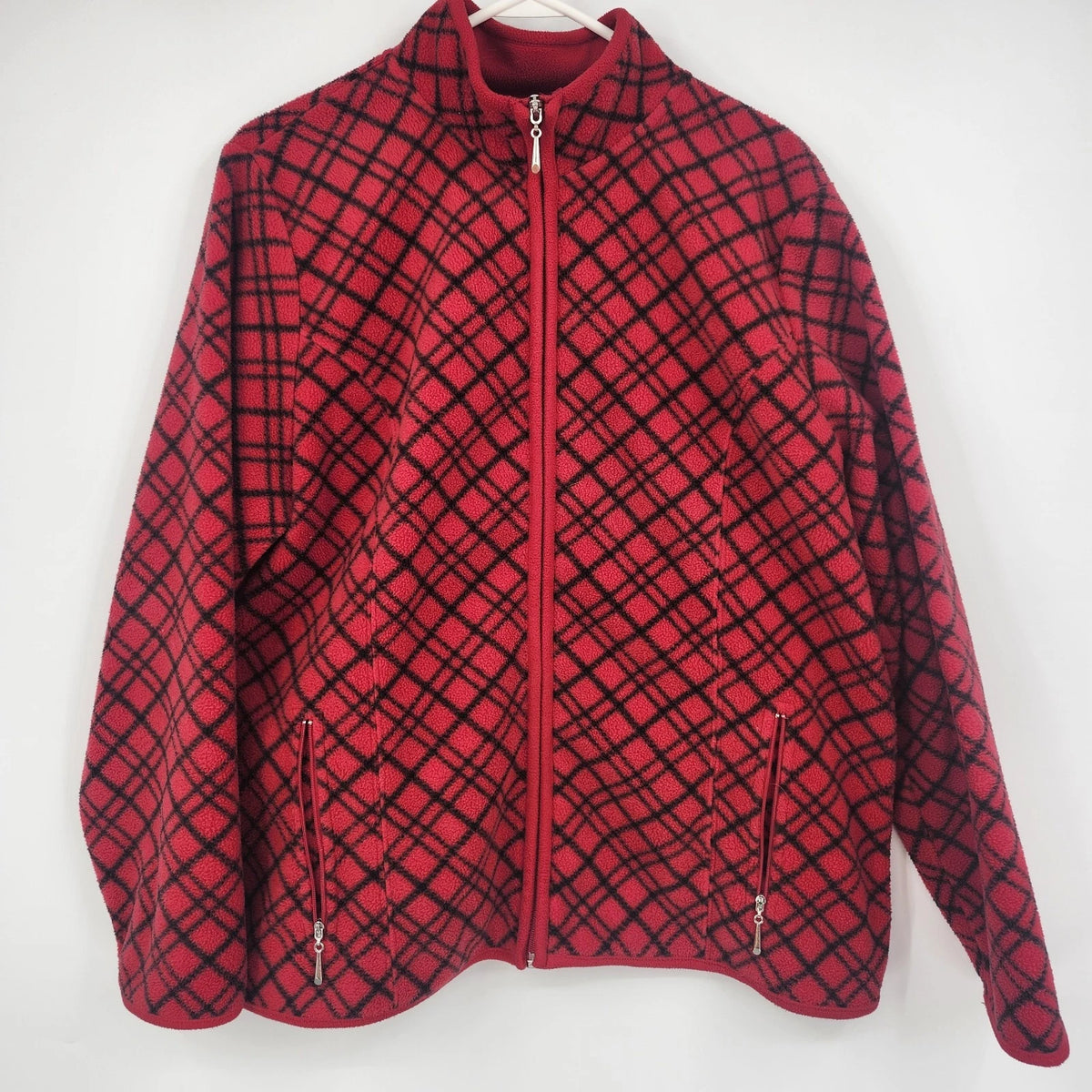 Karen Scott Sport Women's Fleece Jacket Large Red Black Plaid Full Zip Pockets