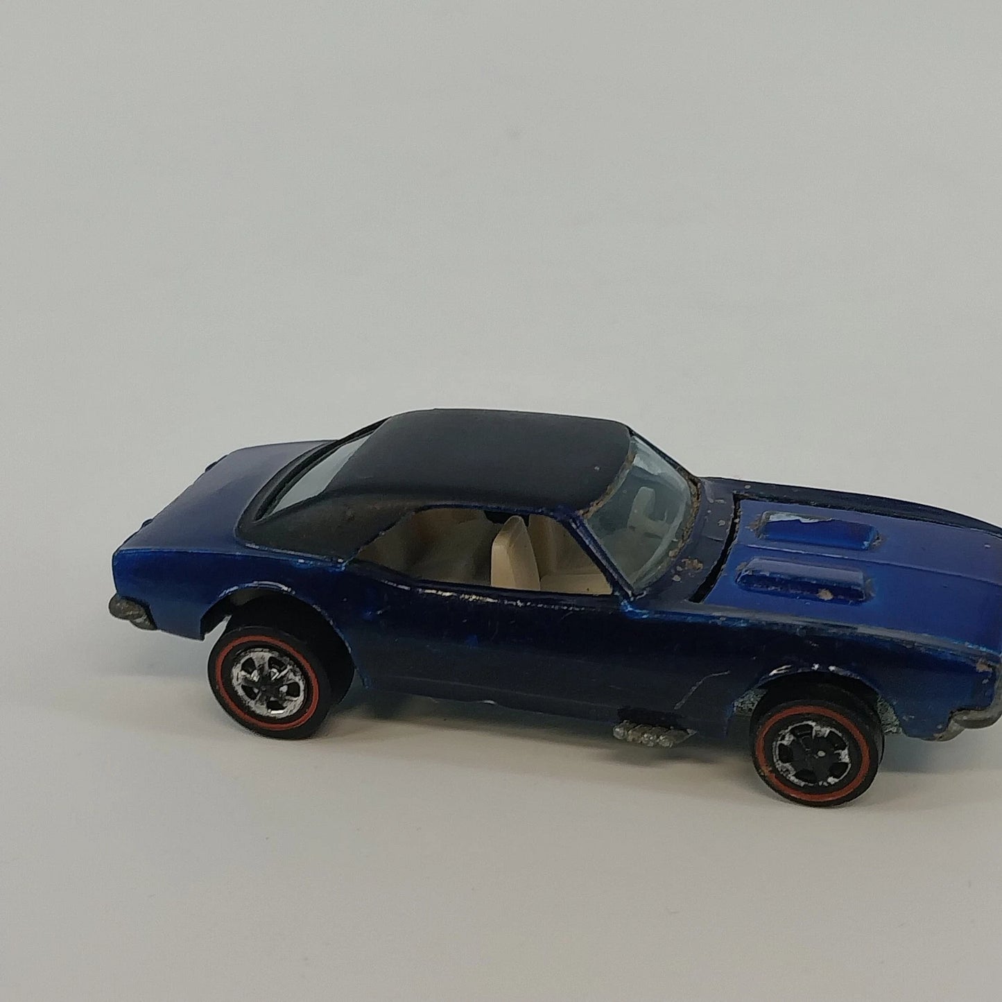 Mattel Hot Wheels Redline Custom Camaro Spectraflame Blue White Interior USA Vtg