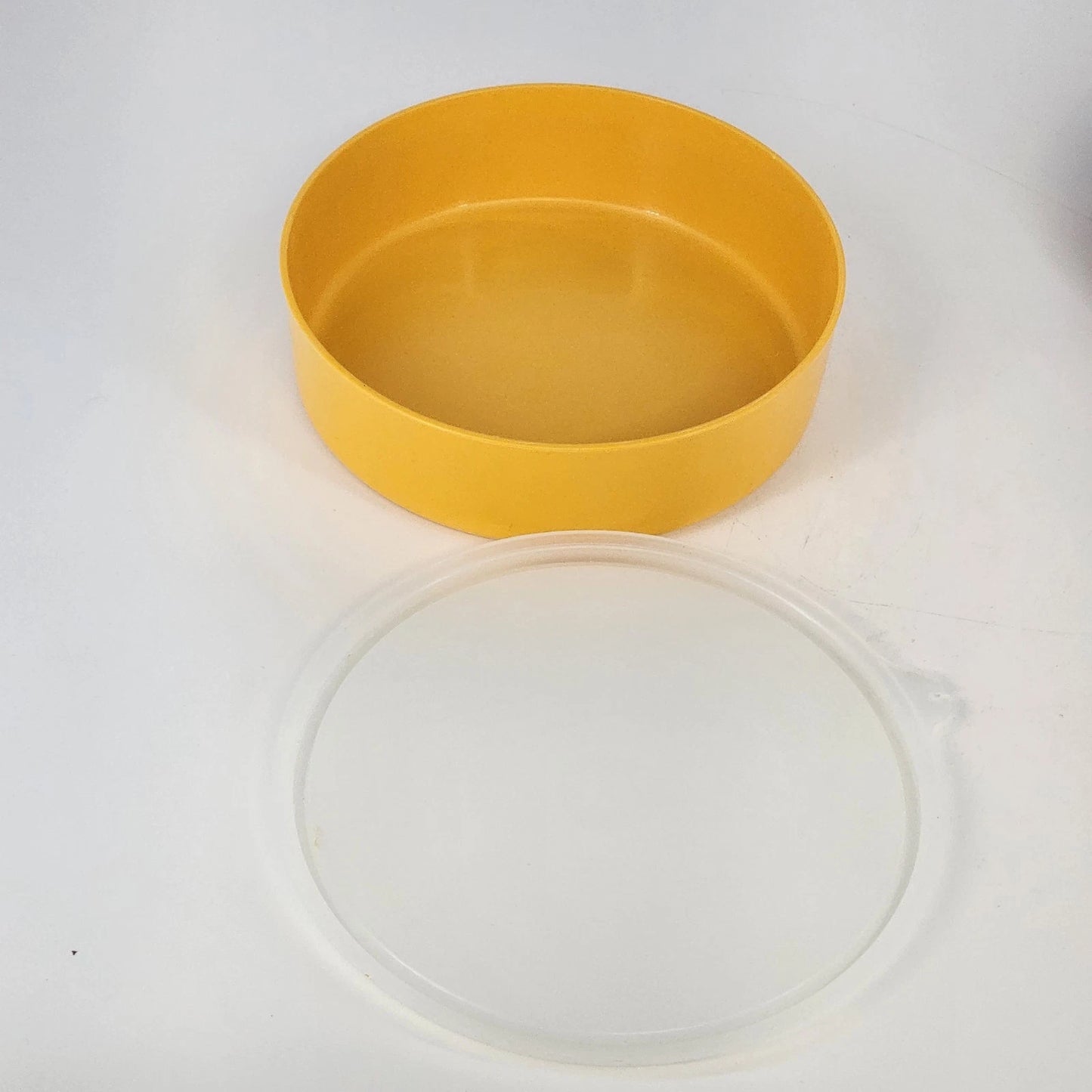 Tupperware Wonder Bowls Set 1405-5 1405-8 Lids Vintage