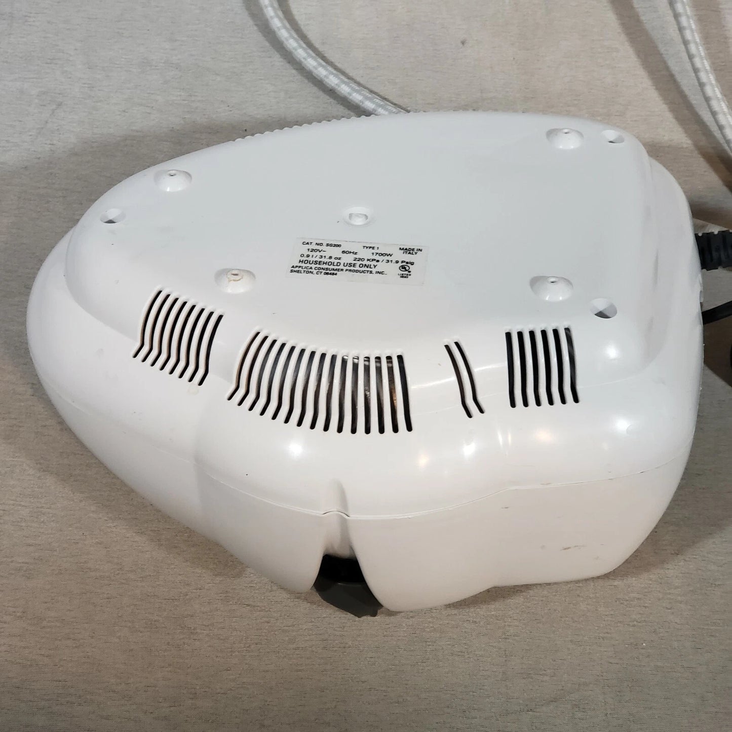 Black & Decker SG200 Steam Generator Iron Long Hose 900ml Tank Tested Works