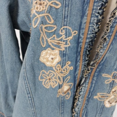 Country Door Denim Jacket 1X Women’s Blue Embroidered Long Sleeve Ruffled Hem