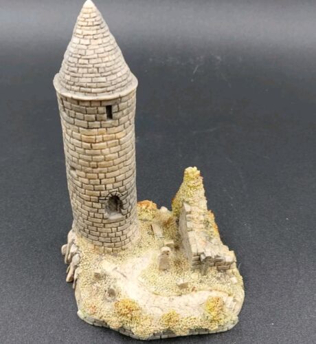 Round Tower Figurine Irish Heritage Collection David Winter 1980's Cemetery Vtg