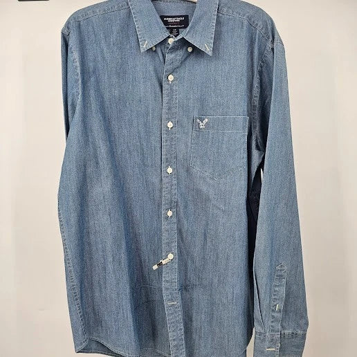 American Eagle men's blue denim button-front shirt in large athletic fit
