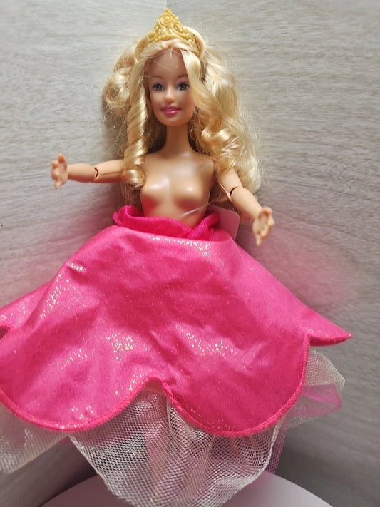 Barbie Genevieve doll pink gown 1999