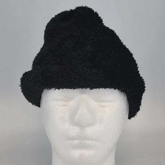Black sherpa lined thermal beanie hat with soft fleece lining