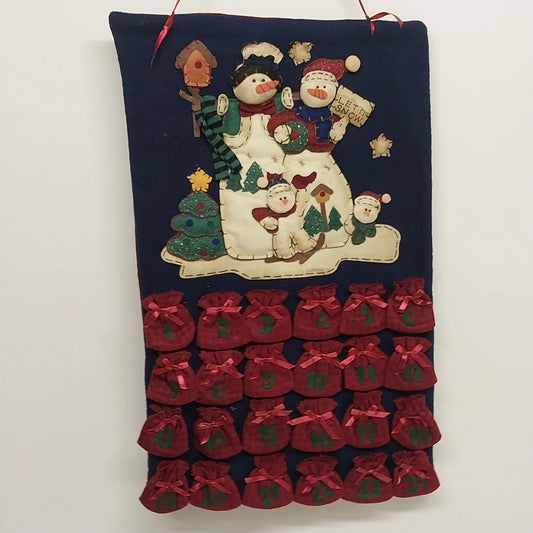 Christmas snowman family 24 pocket hanging Advent calendar