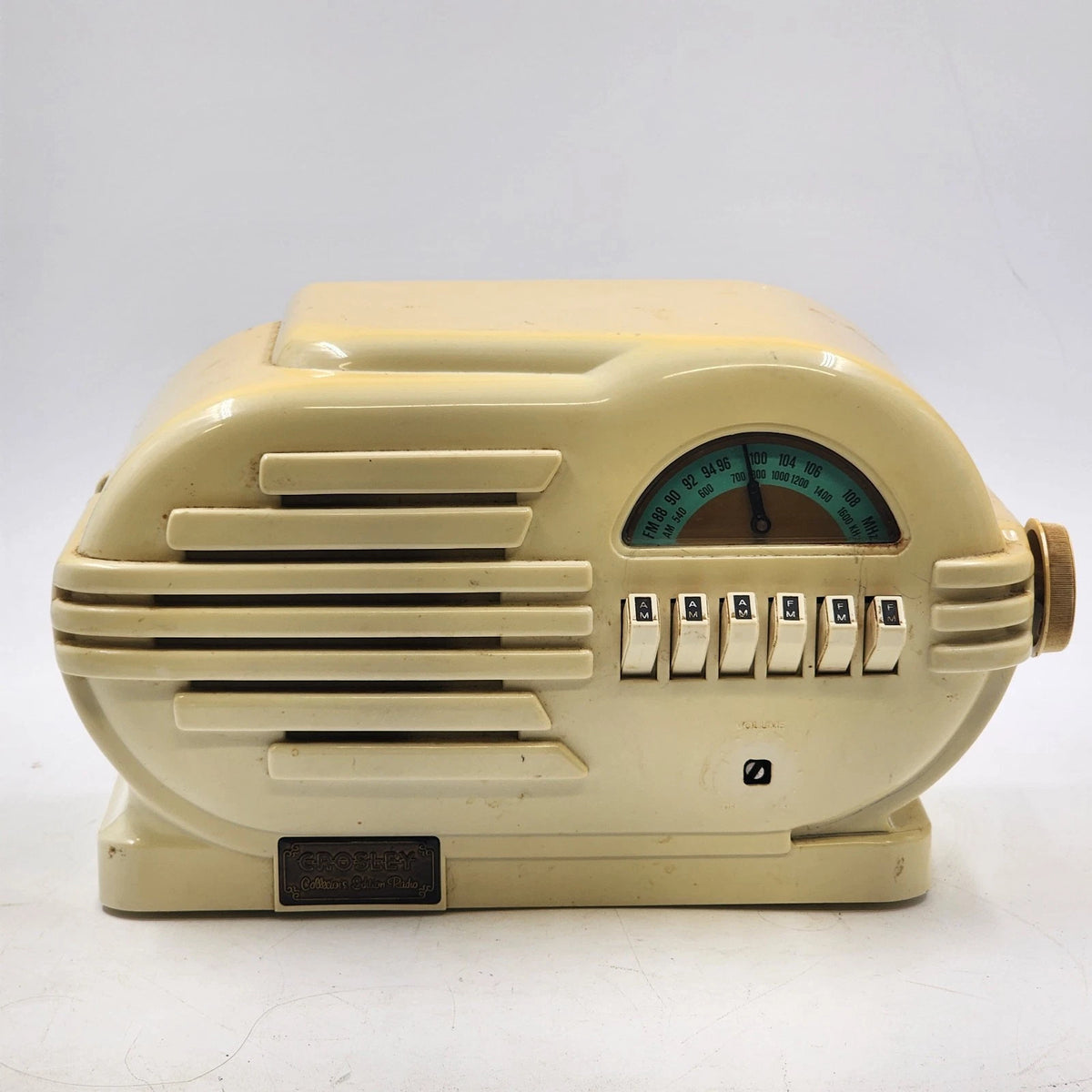 Crosley CR-3 collector edition retro AM FM radio with cassette player