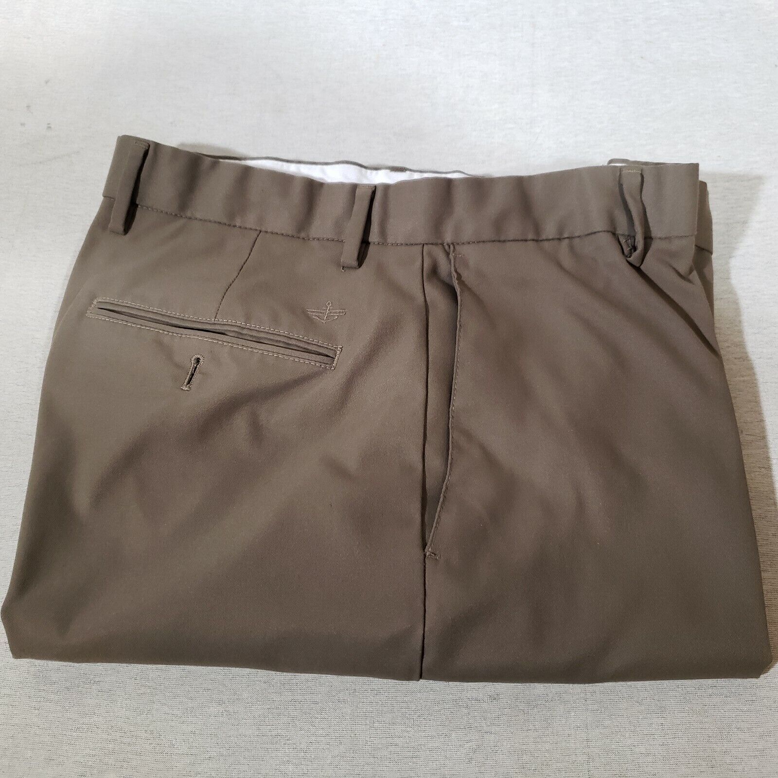 Dockers D3 men's pebble brown flat front pants 32x32