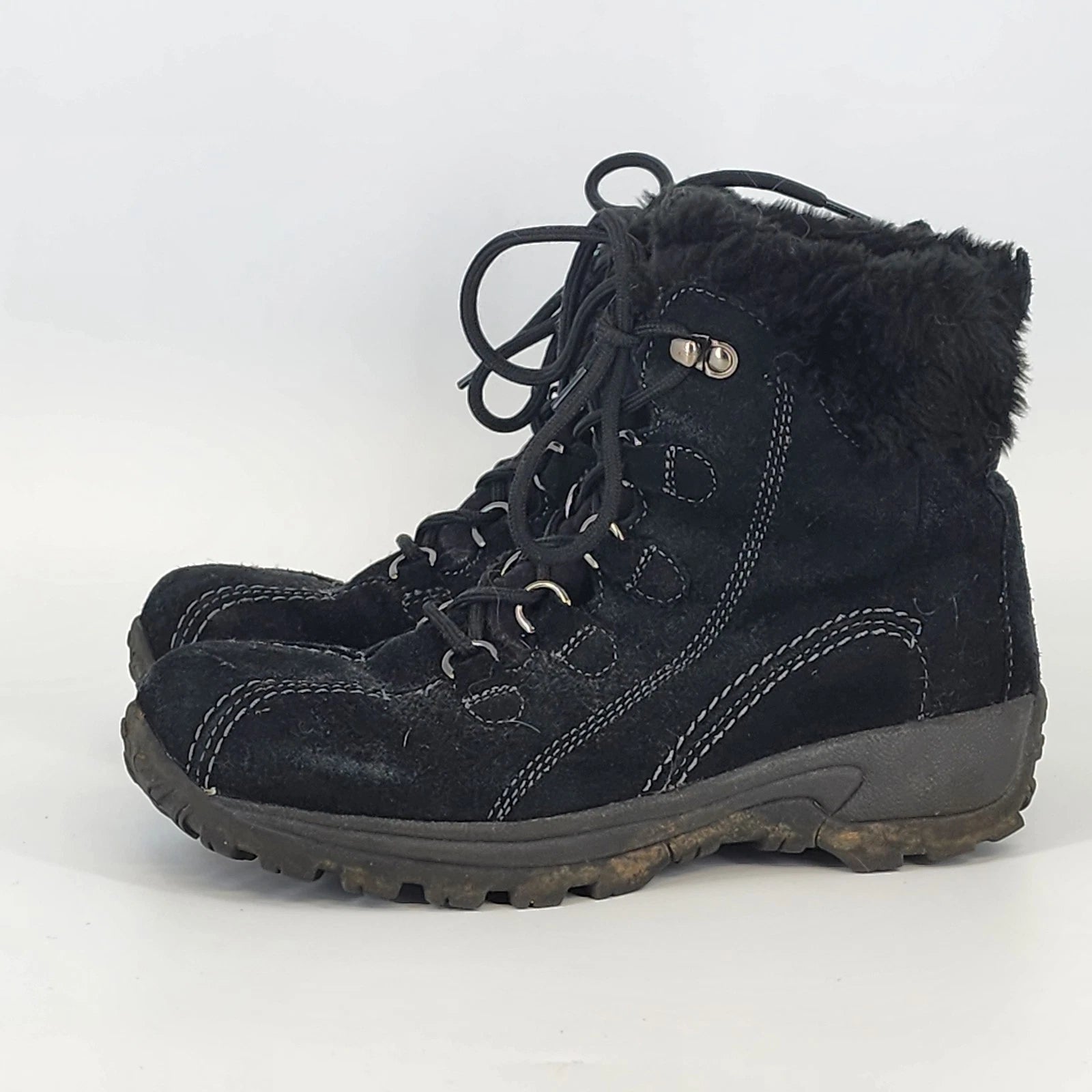 Black suede lace up Earth Spirit ankle boots for women winter style