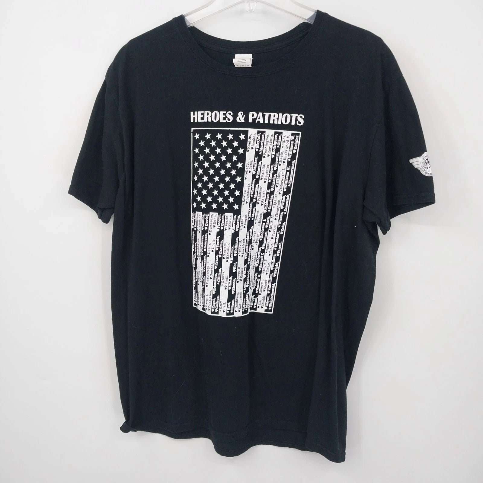 Black Gildan Heroes and Patriots Jeep graphic T shirt