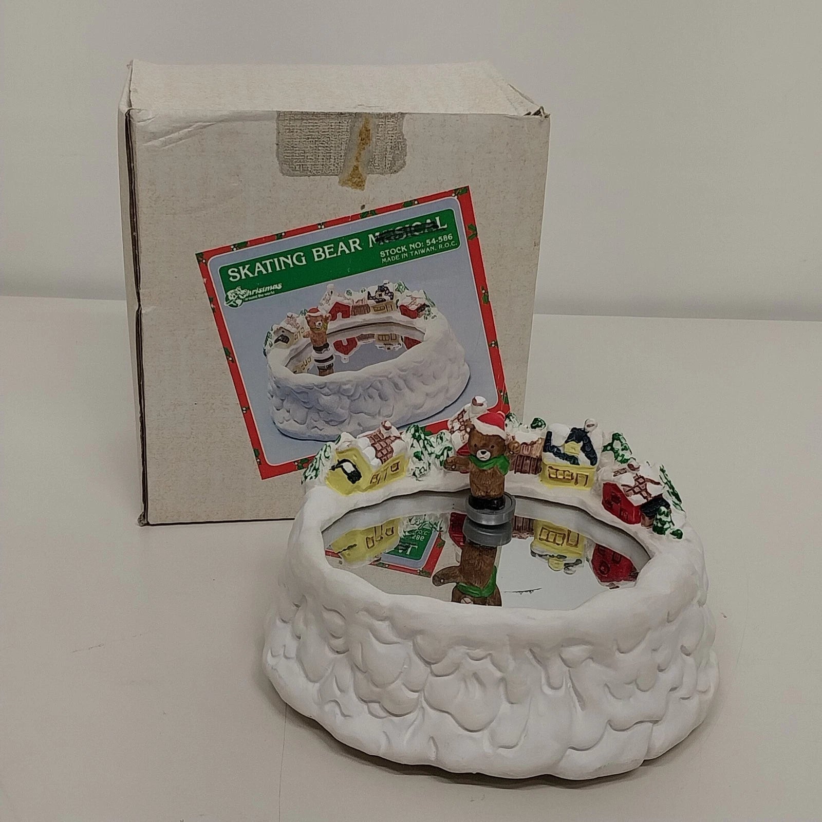 House of Lloyd Christmas skating bear musical music box