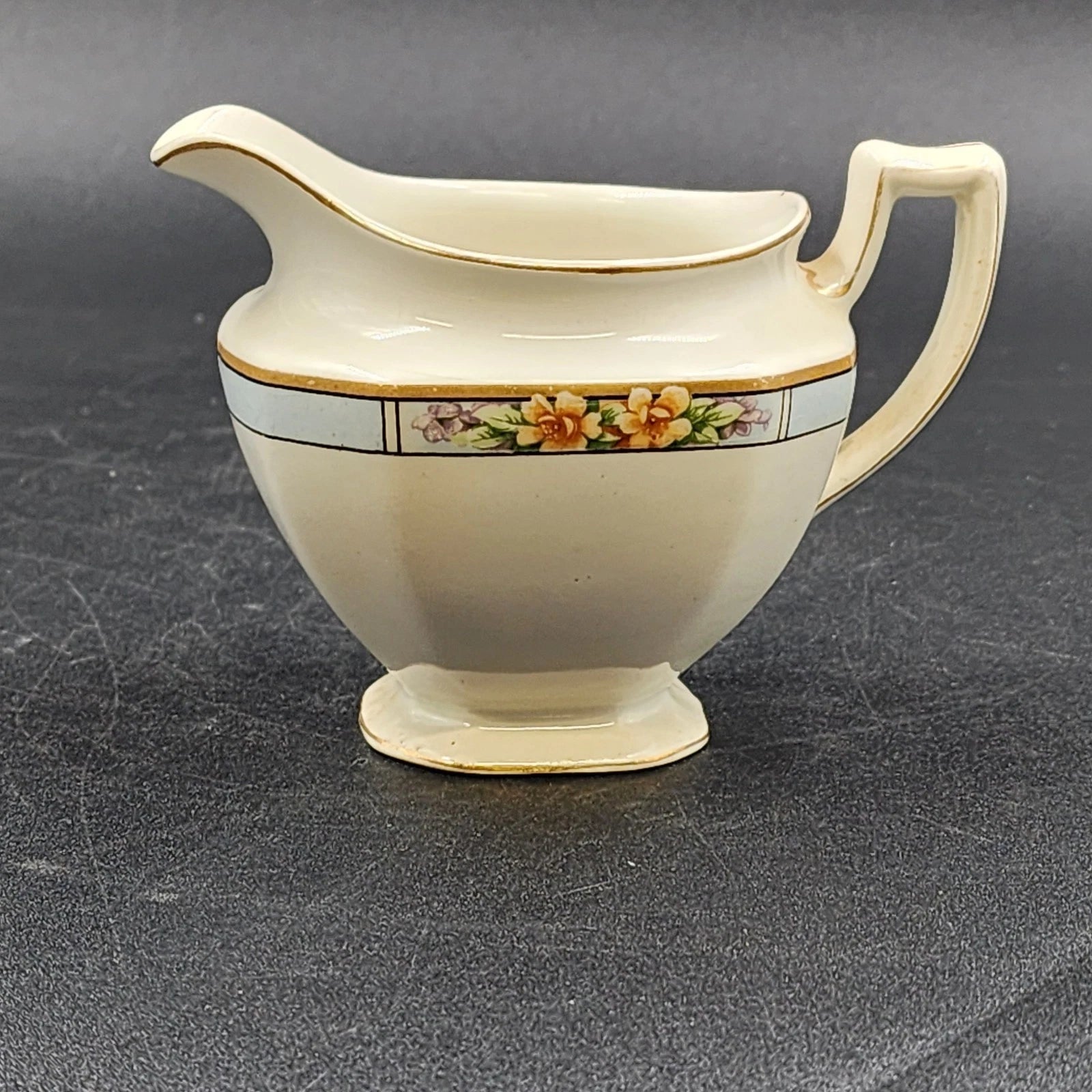 Nebraska Blue floral creamer syrup pitcher England vintage
