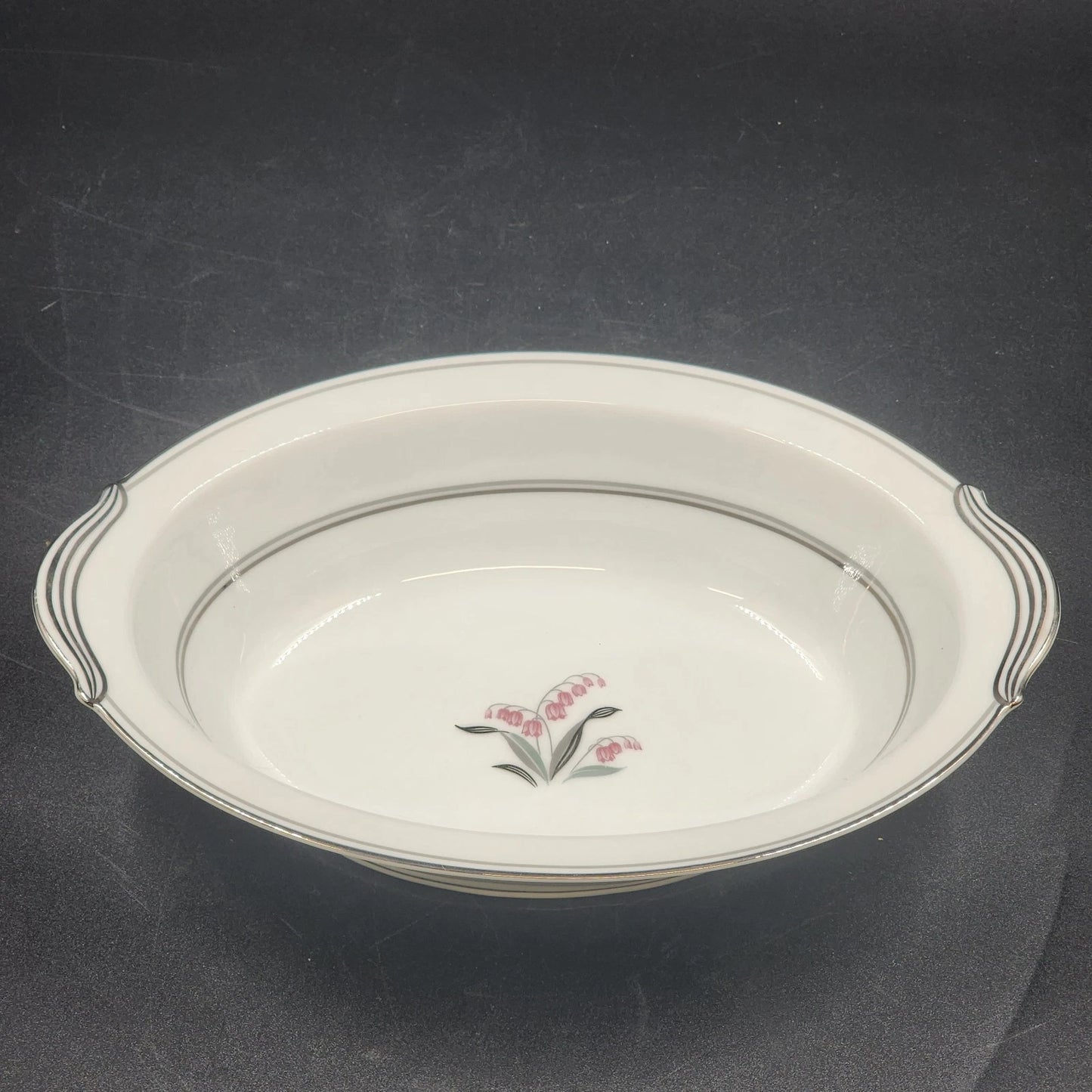 Noritake Crest 5421 oval vegetable serving bowl with platinum trim