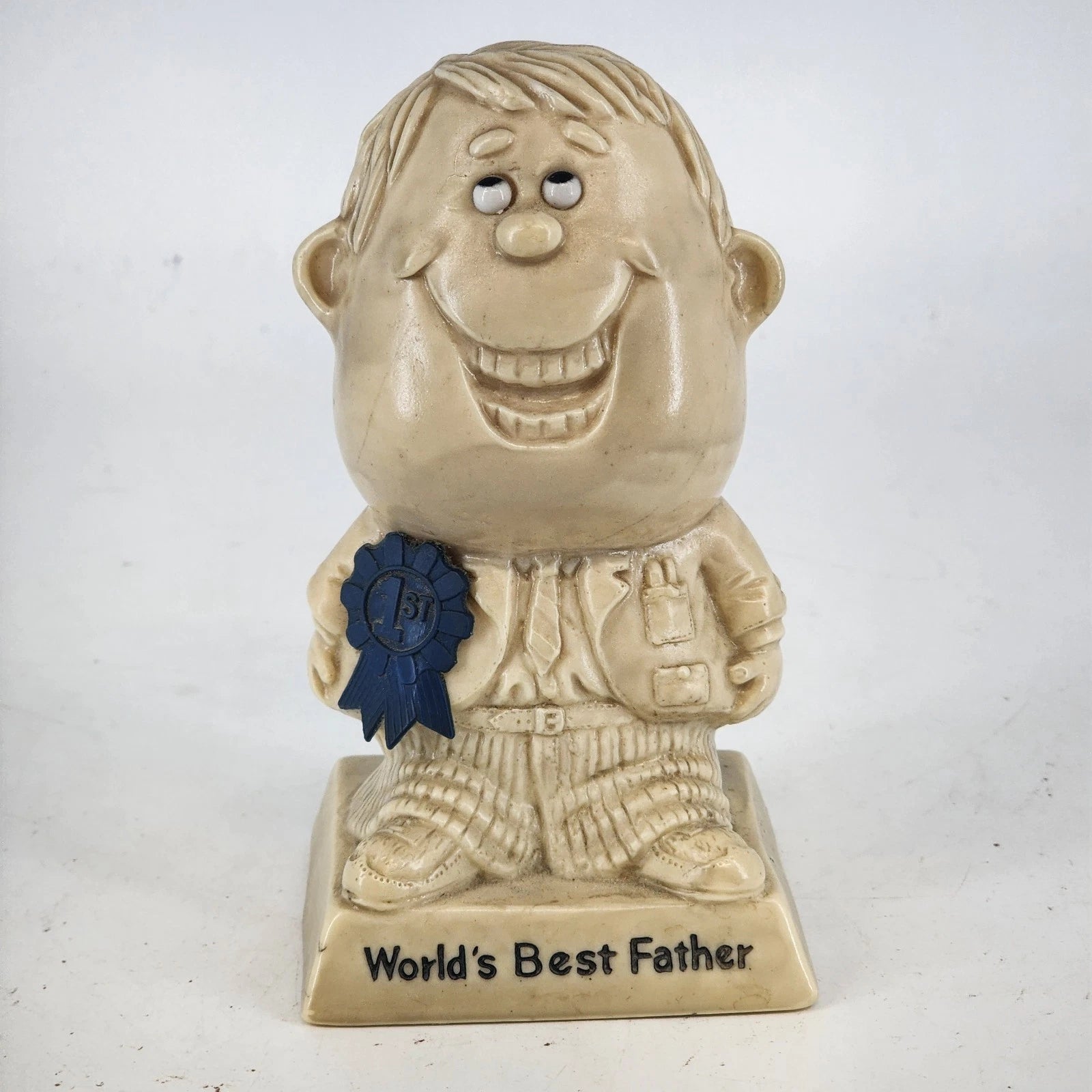 Vintage Russ Berrie World's Best Father Sillisculpt figurine with ribbon