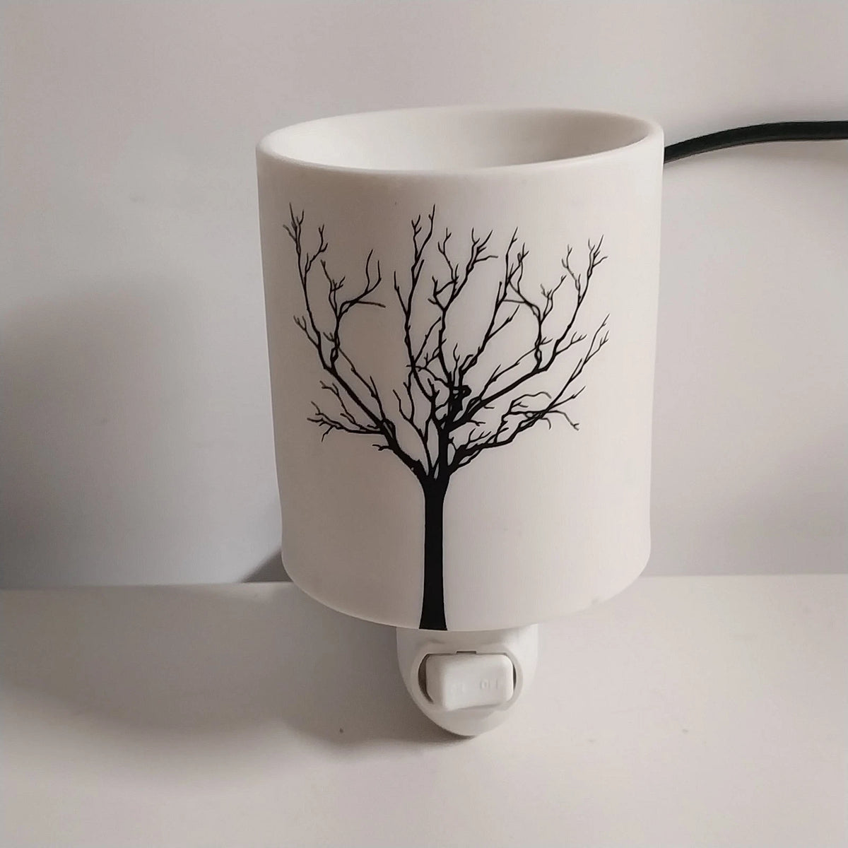 Scentsy Tilia white ceramic mini warmer with black tree silhouette