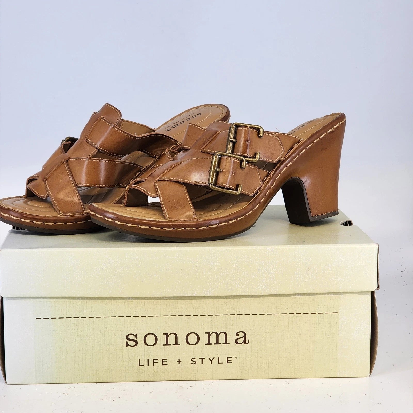 Sonoma Daunt brown leather platform sandals with block heel and buckle strap