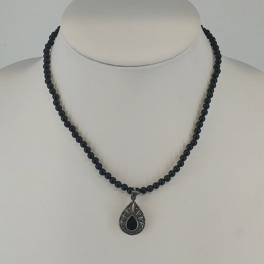 Vintage sterling silver necklace with black onyx teardrop pendant