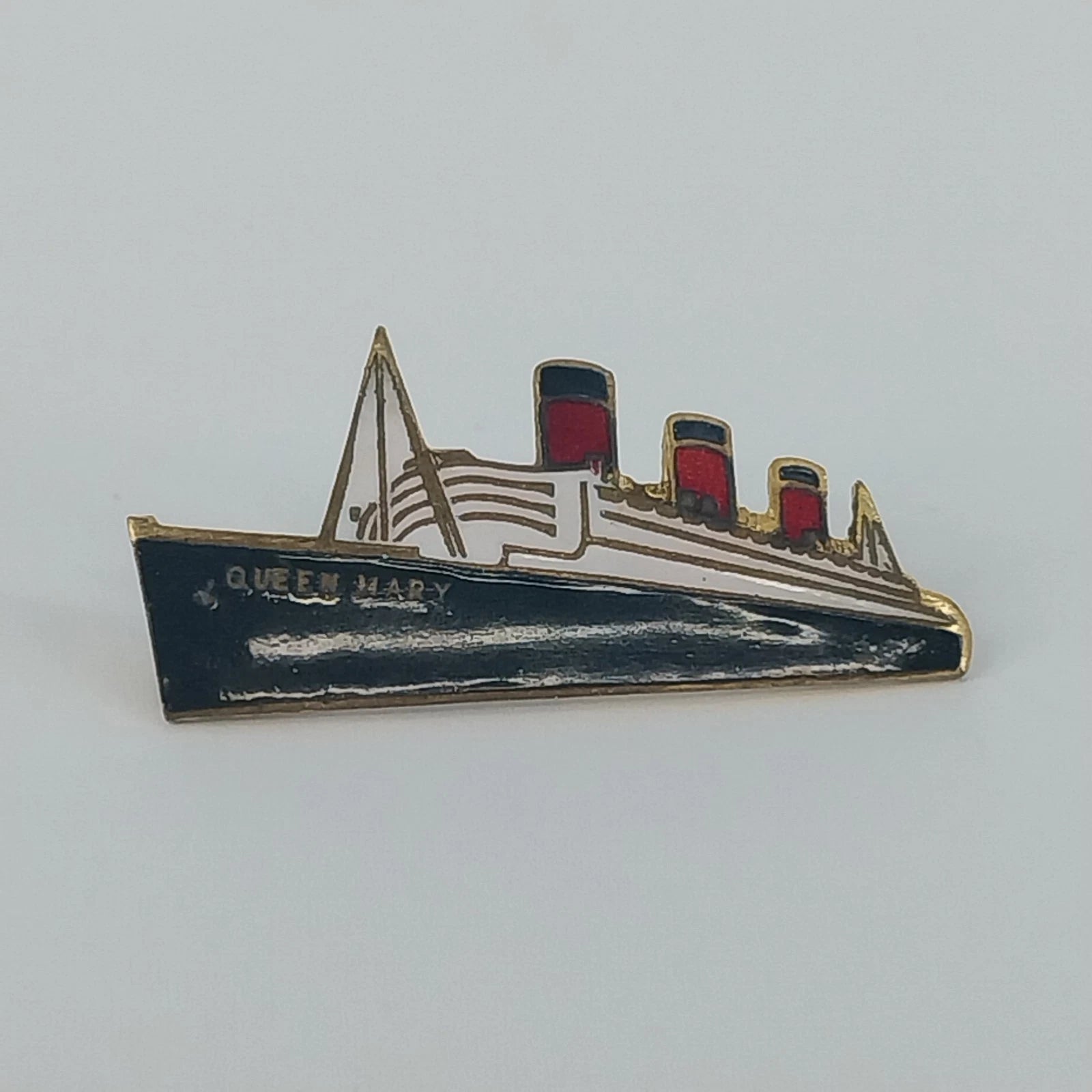 Stratton England RMS Queen Mary enamel brooch pin