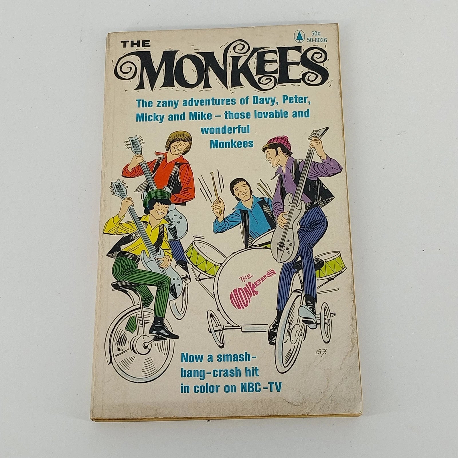 Vintage 1966 The Monkees paperback book by Gene and Howard Lisa