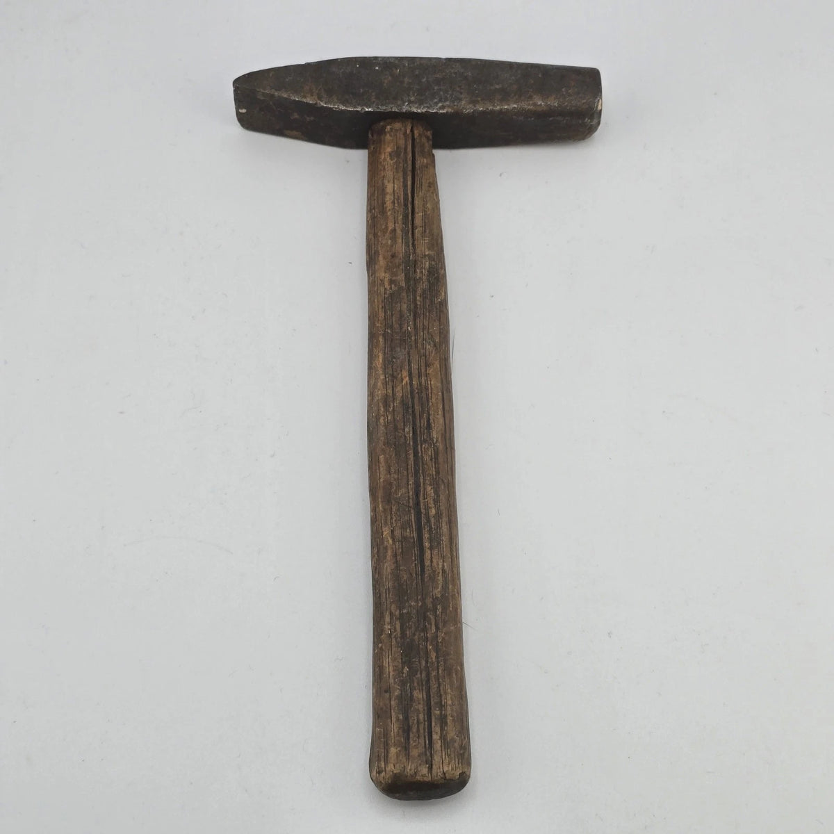 Vintage 7.5-inch cobbler glazing hammer with wooden handle