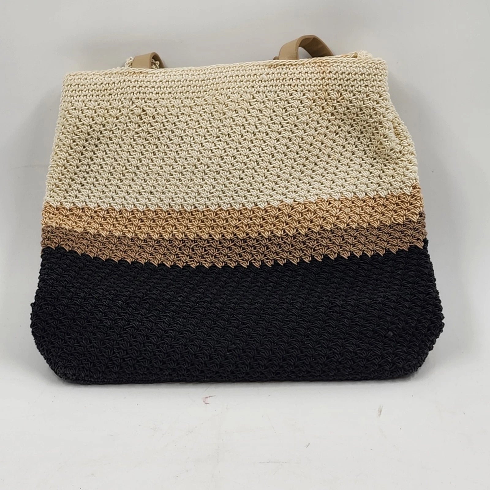 Vintage Liz Claiborne cream crochet shoulder bag with zip top and single strap