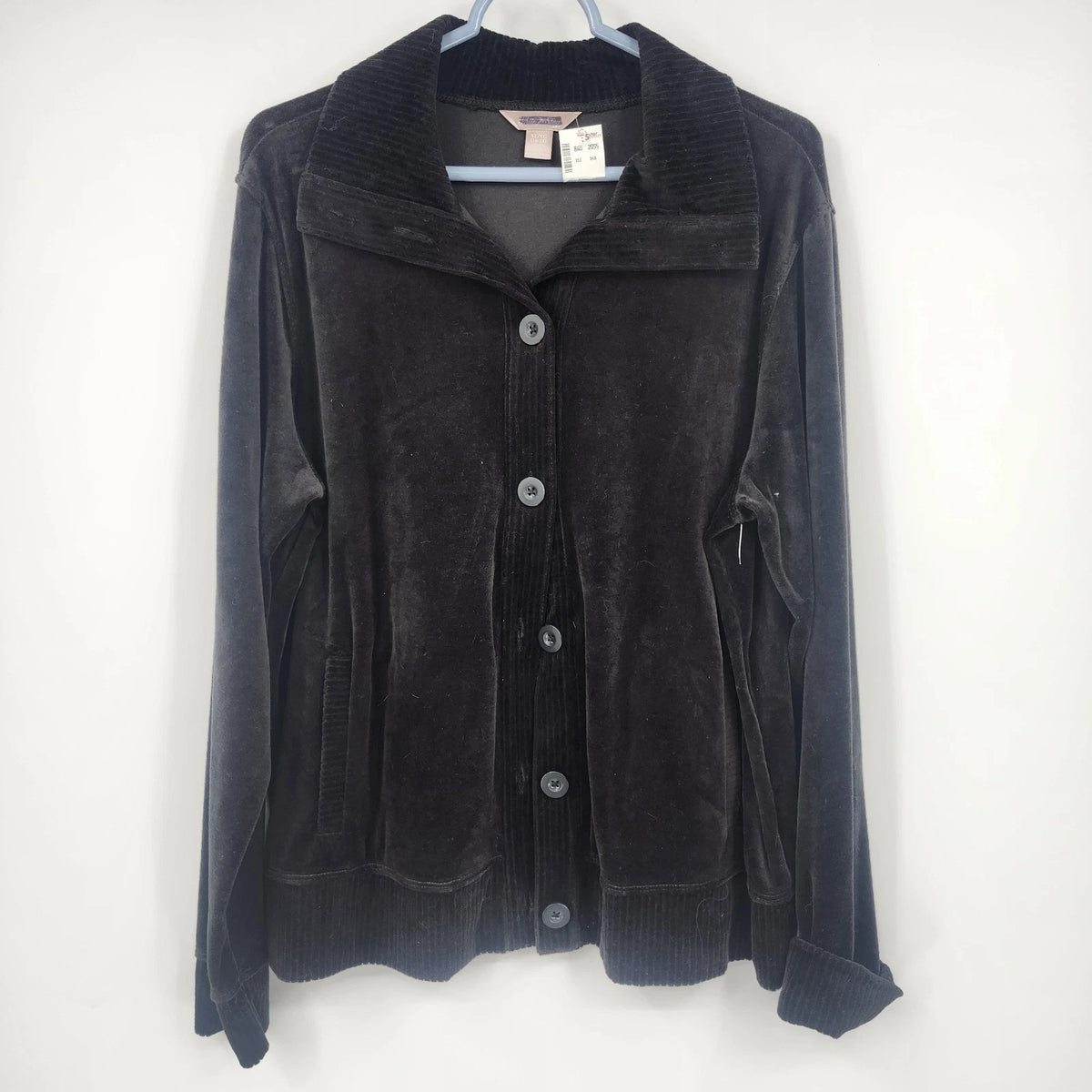 White Stag women's XL black velvet jacket with wide collar and front pockets