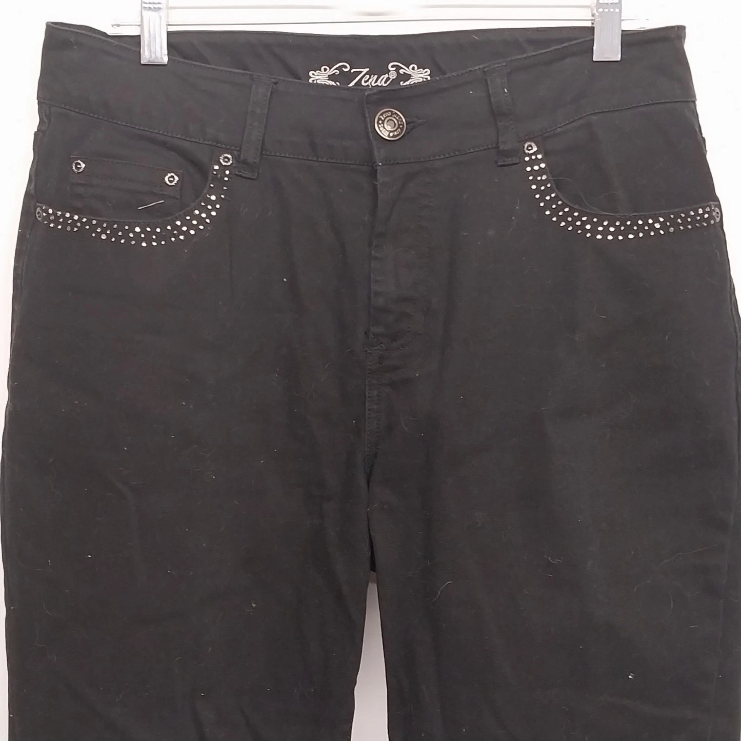 Zena women's black straight leg studded jeans size 14